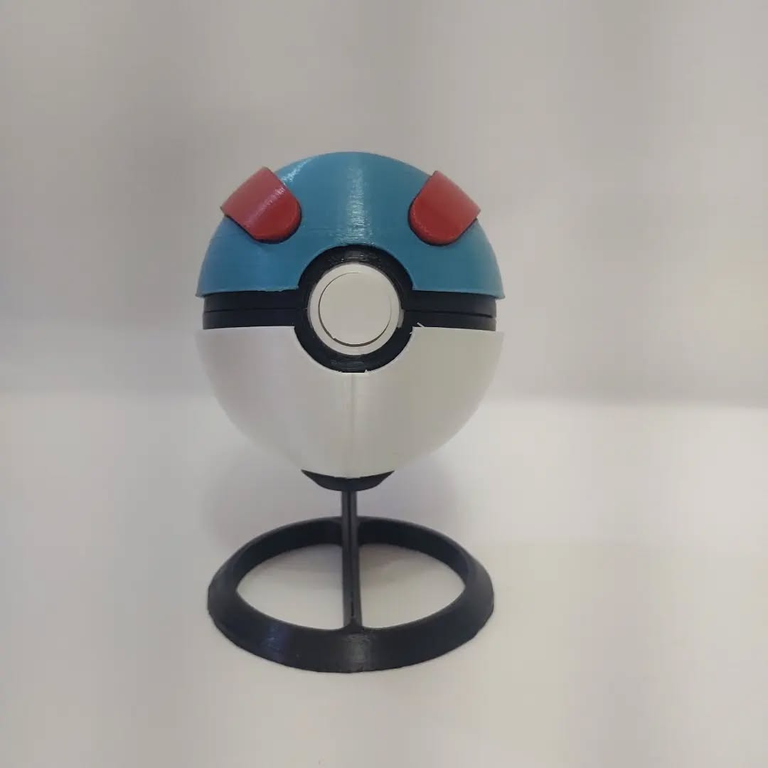 Pokebola Great Ball.