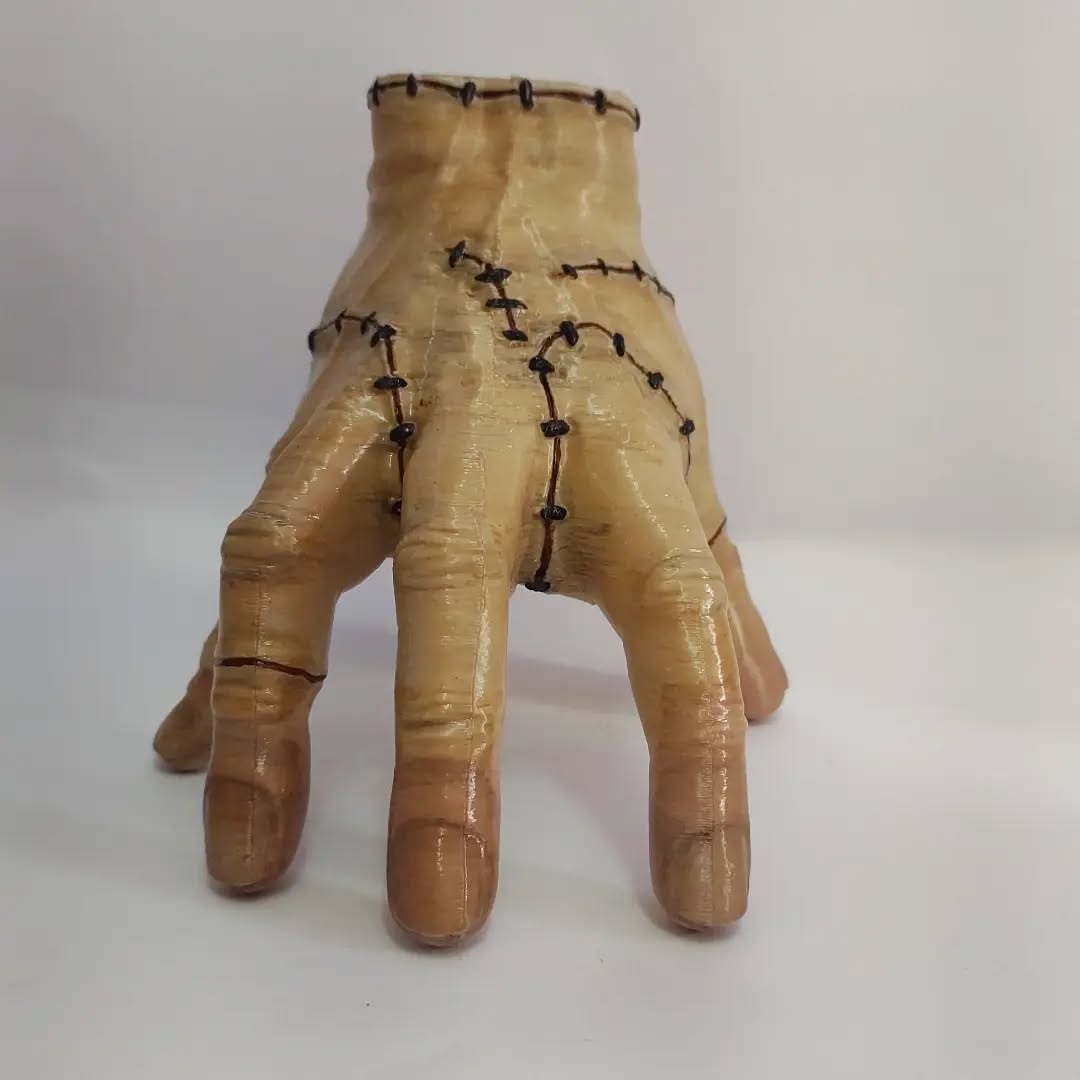 Porta lápis personalizado Mãozinha Família Addams