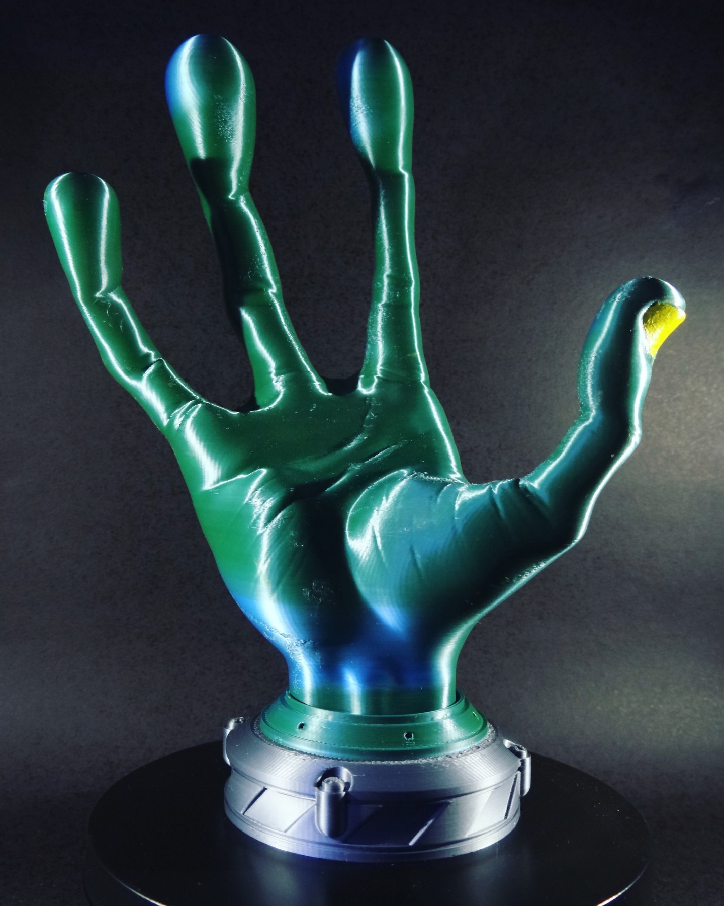 Alien hand controller holder