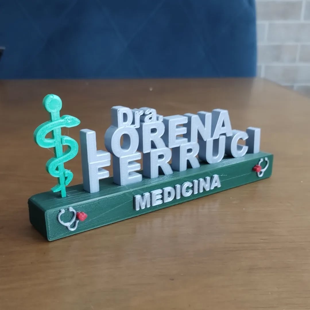 Placa de profissão: Medicina.